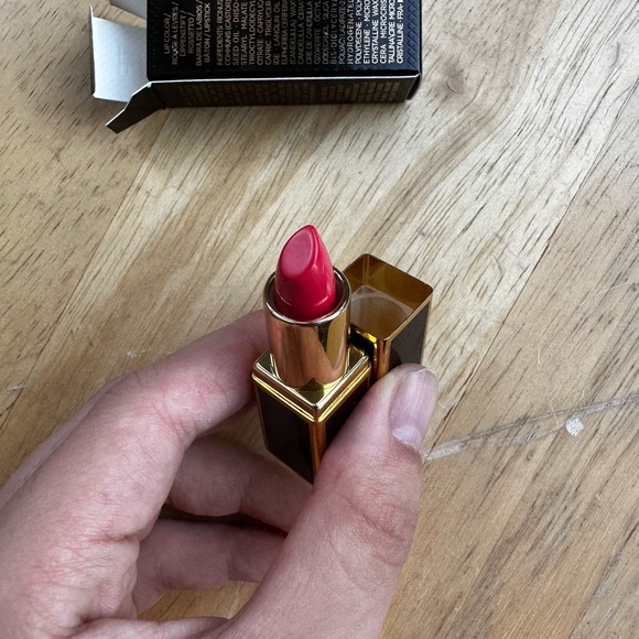 TOM FORD lip color lipstick 09 True Coral mini travel .03 oz 1g NIB FRESH NEW - Picture 1 of 4